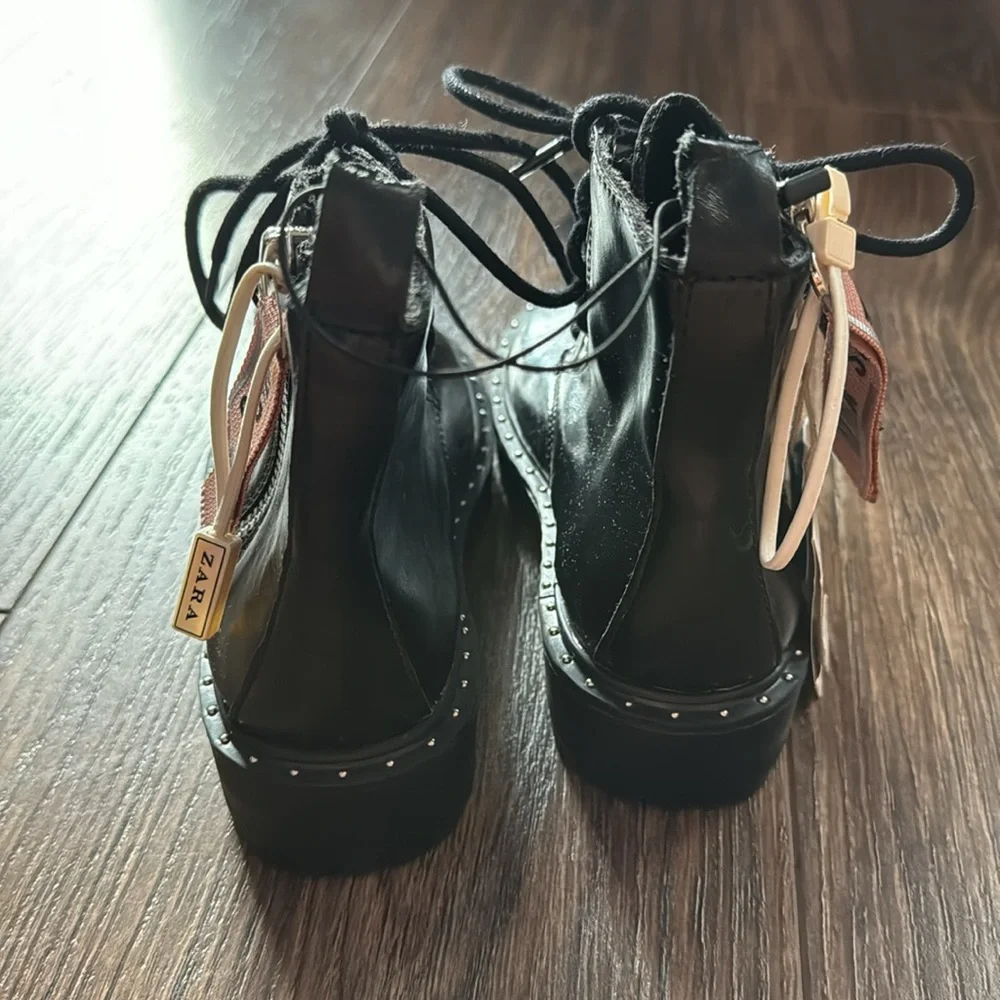 (SOLD)Toddler girl Zara boots - Picture 5 of 6